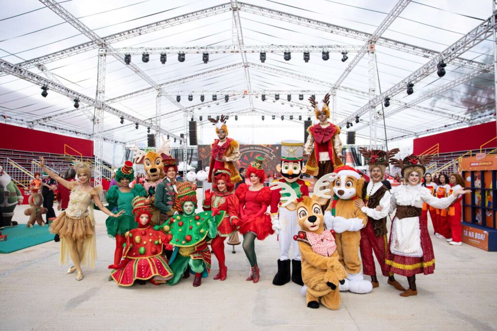 Chegada do Papai Noel marca abertura das celebrações natalinas no Flamboyant Shopping
