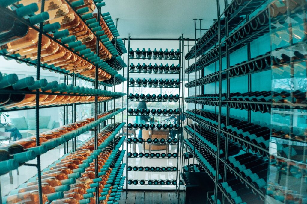 Quando o vinho vira escolha: a boutique do Vale dos Vinhedos onde o visitante monta sua própria degustação