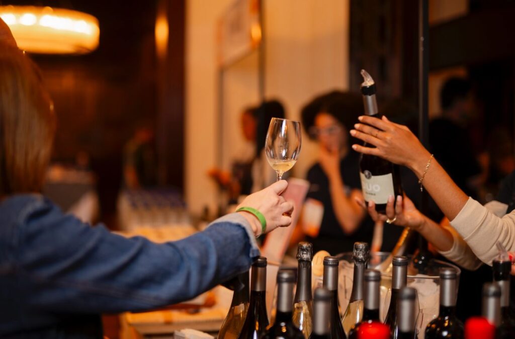 Goiânia recebe edição especial do Vinho Pop Festival com degustações, experiências e programação cultural