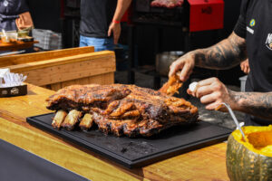 Costela com sete horas de cocção, apresentada por Pedro Nunes durante o festival.